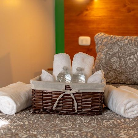 Alice y Juancito Boutique Hotel Alajuela Habitación foto